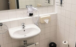 Hårtørrer, håndklæder, Sæbe, Shampoo