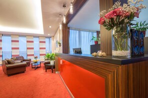 Lobby - DORMERO Hotel Passau (Passau)