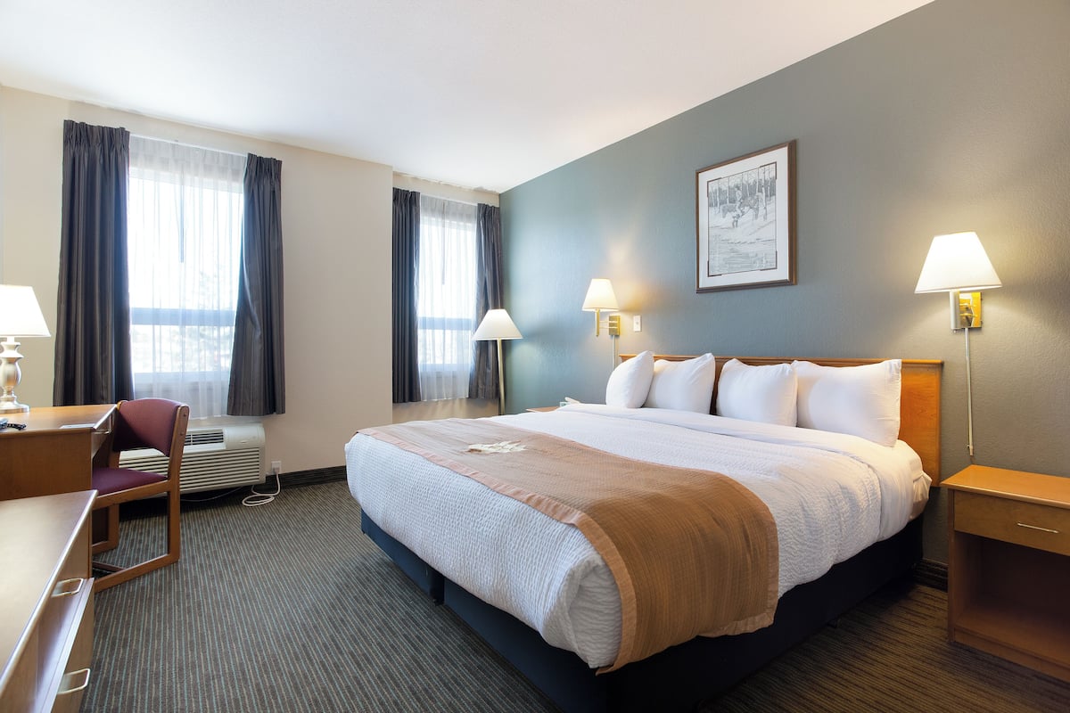 1 soverom, sengetøy av topp kvalitet, safe på rommet og lydisolert