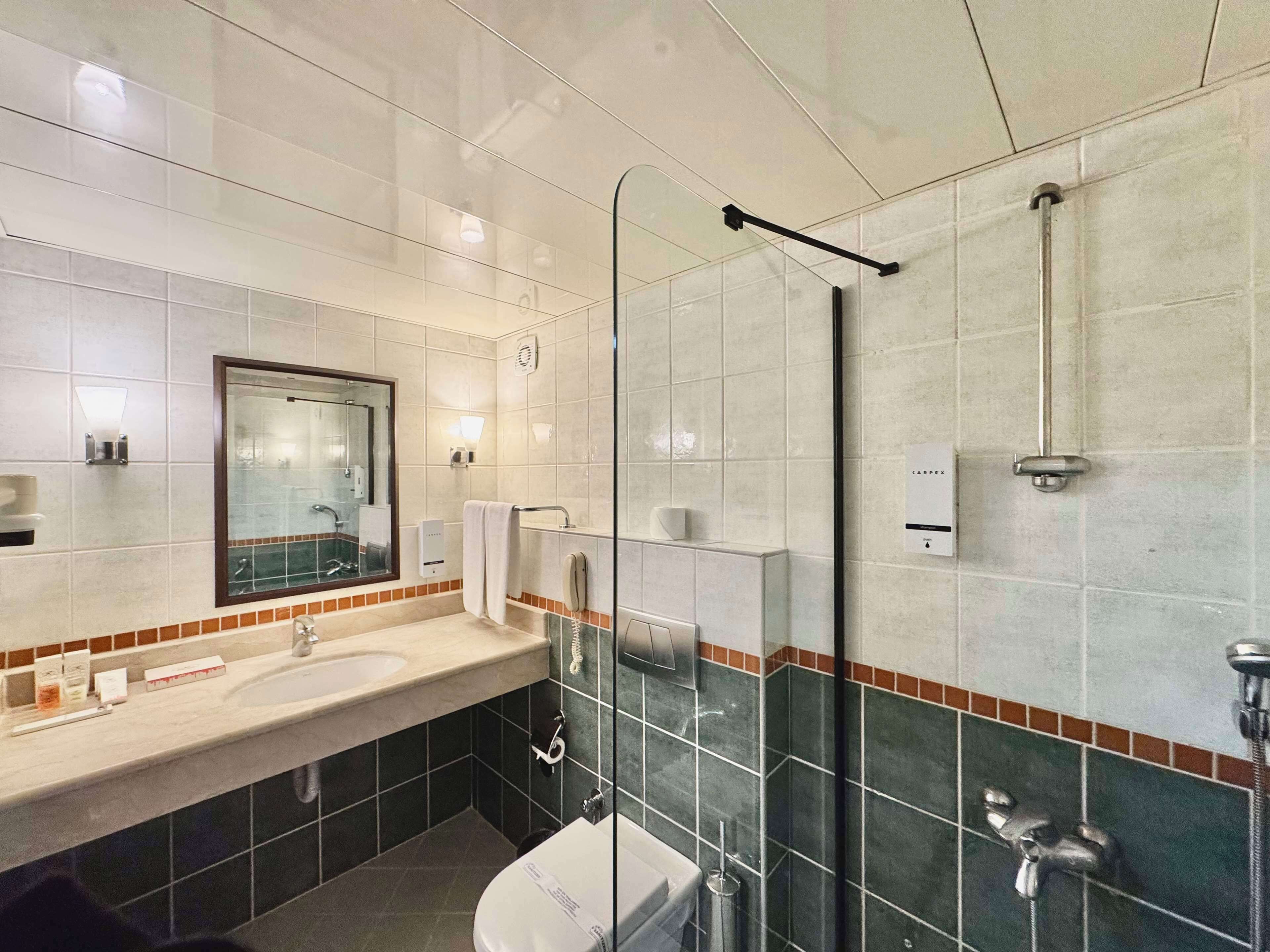 Foto - Best Western Plus Khan Hotel