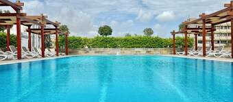 Best Western Plus Khan Hotel