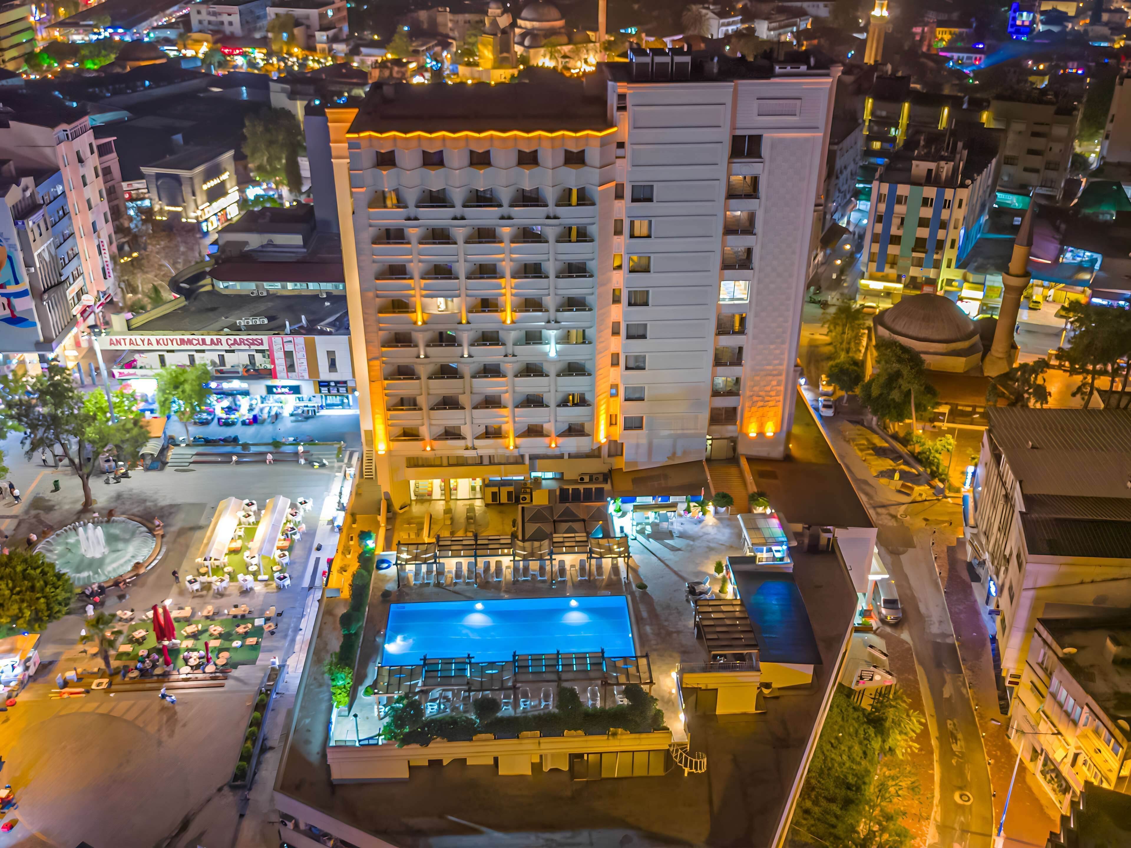 Foto - Best Western Plus Khan Hotel