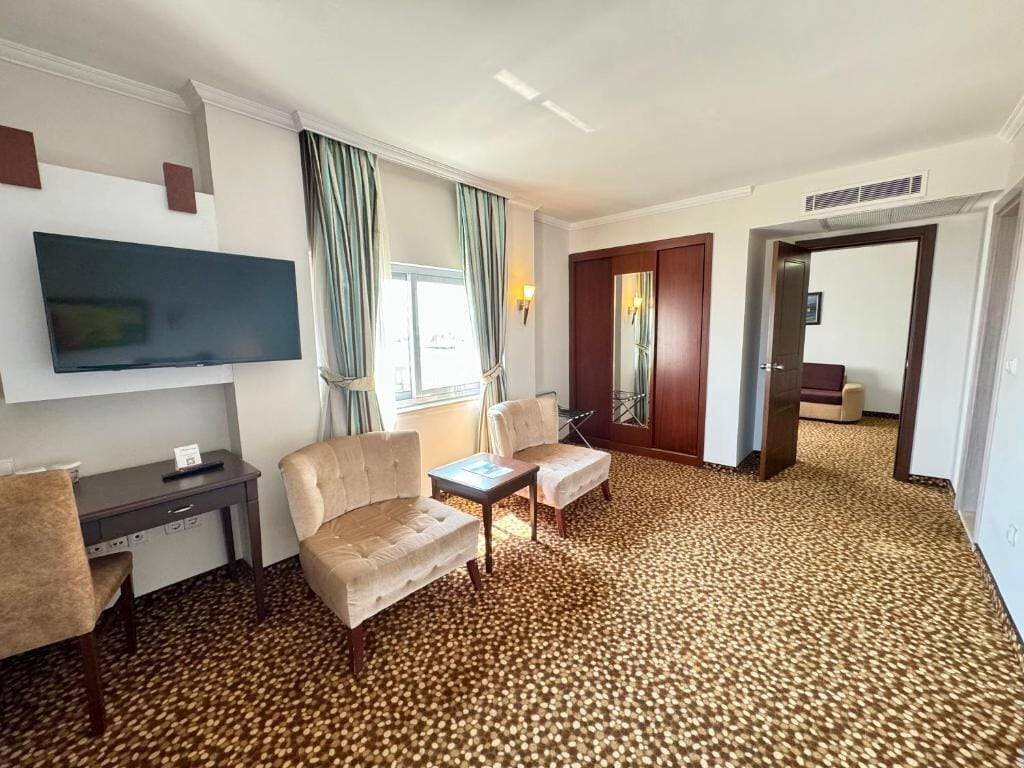 Foto - Best Western Plus Khan Hotel