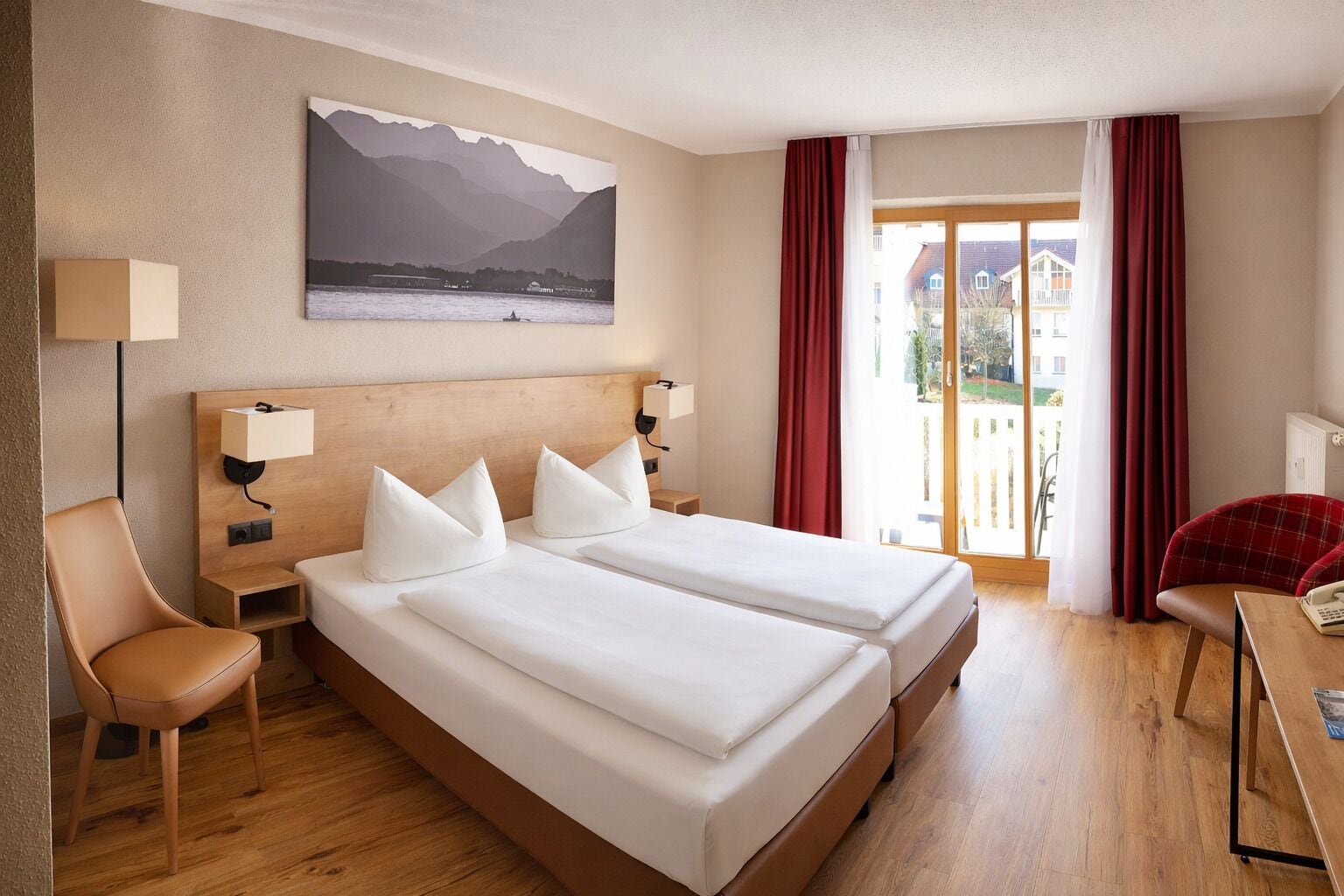 Superior Double Room | Premium bedding, individually decorated, individually furnished, desk