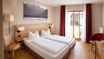 Superior Double Room | Premium bedding, individually decorated, individually furnished, desk