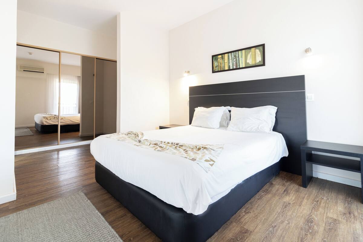 Coffres-forts dans les chambres, rideaux occultants, Wi-Fi gratuit