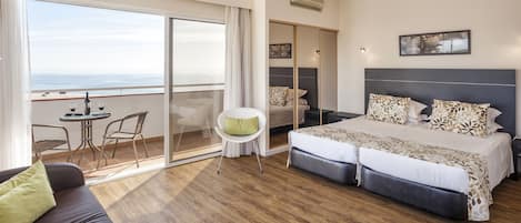 Superior Studio, Sea View | In-room safe, blackout curtains, free WiFi, bed sheets