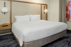 Værelse - 1 kingsize-seng - balkon | Skrivebord, gratis Wi-Fi, sengetøj