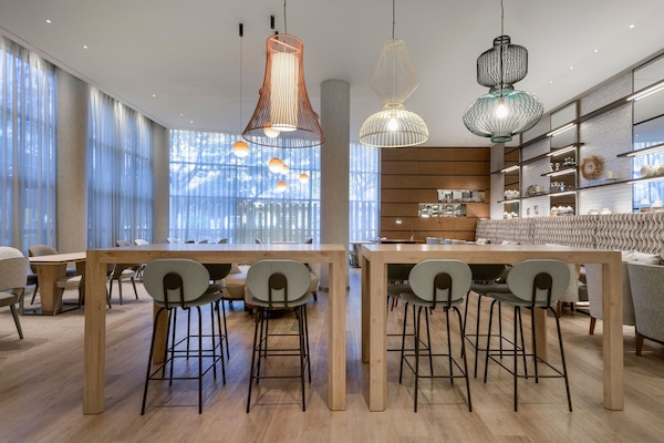 Daily buffet breakfast (EUR 18.50 per person)