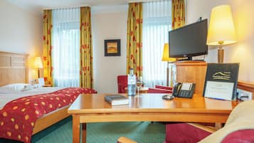 Habitación doble | Ropa de cama de alta calidad y minibar