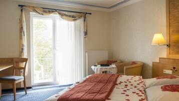 1 bedroom, minibar, desk, soundproofing