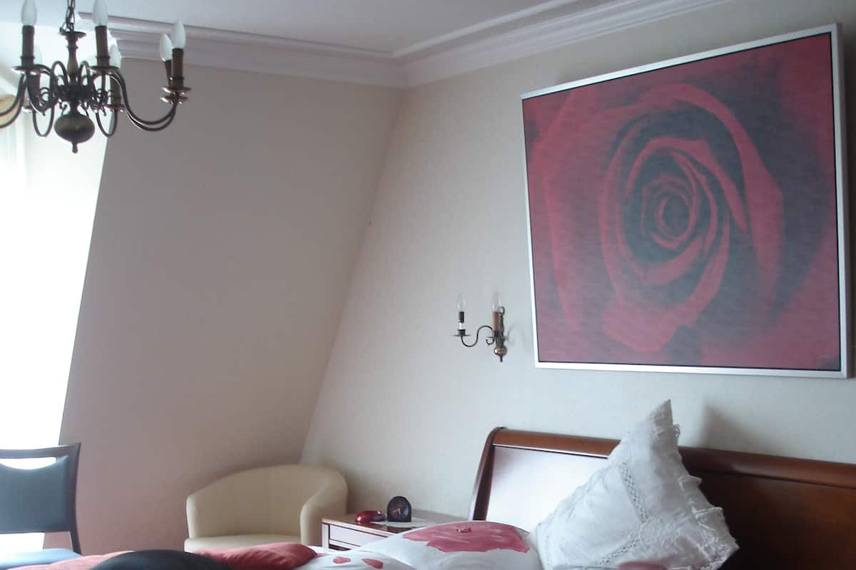 Suite, Lake View