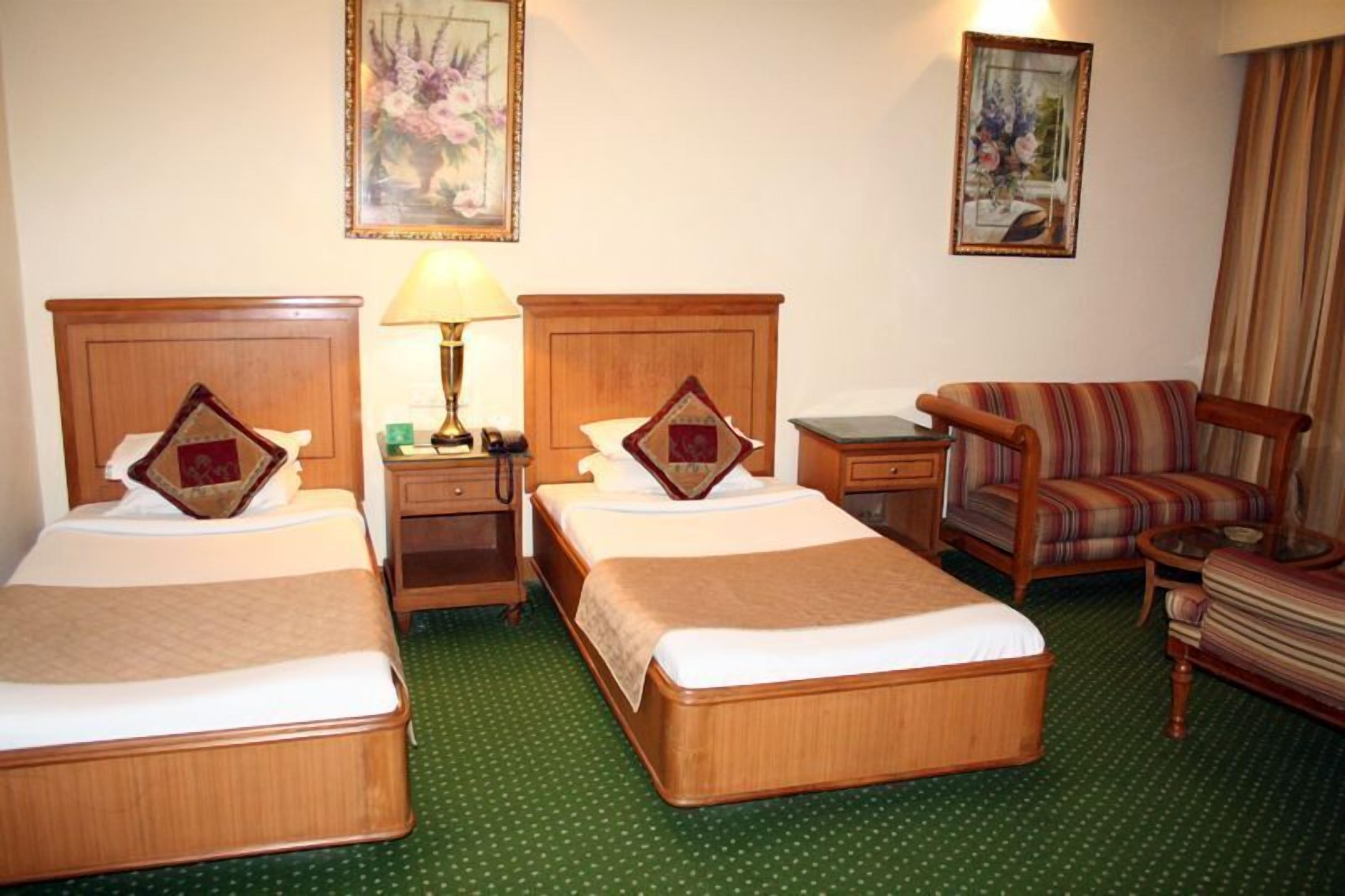 minibar, in-room safe, desk, free wifi