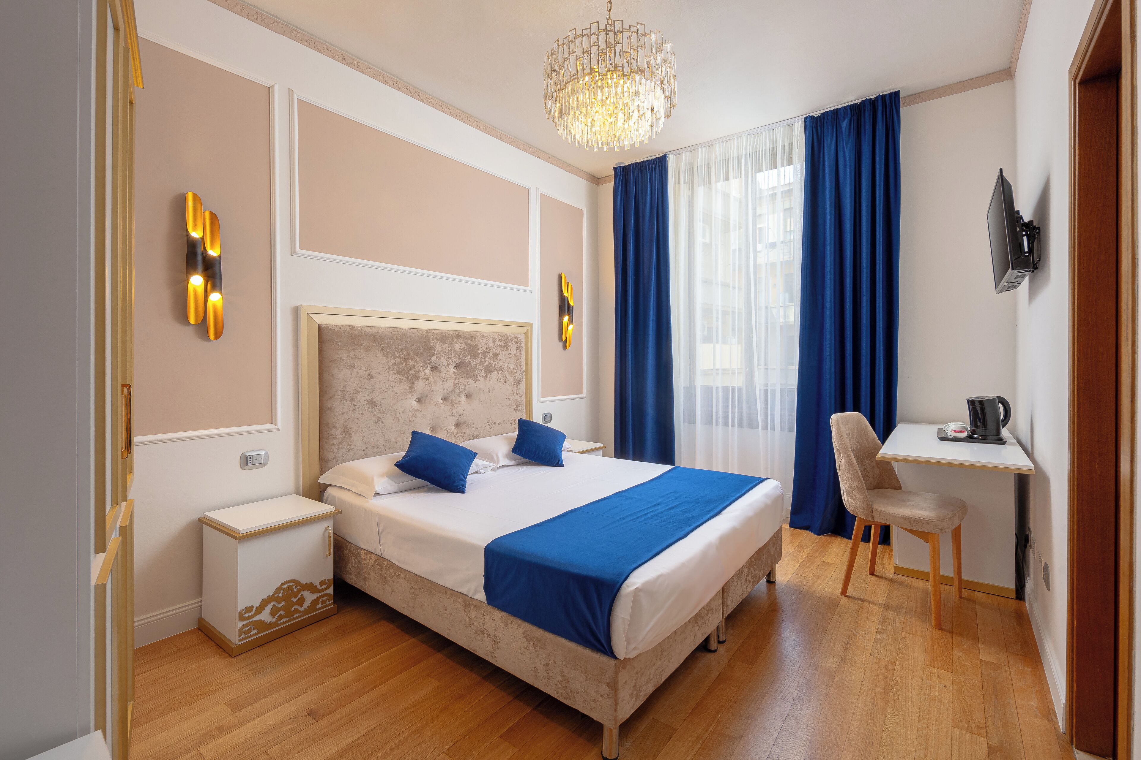 1 bedroom, hypo-allergenic bedding, pillow-top beds, in-room safe