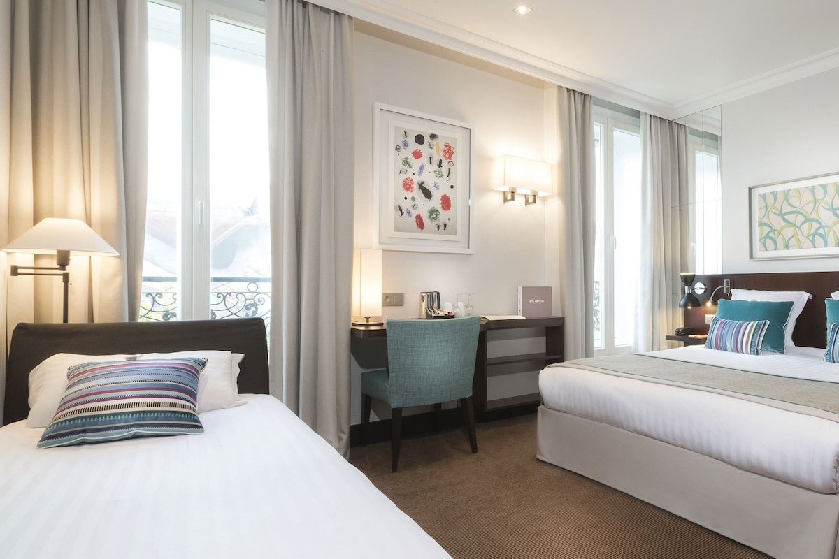 Minibar, coffre-fort, bureau, système d’insonorisation