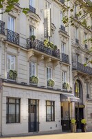 숙박 시설 정면