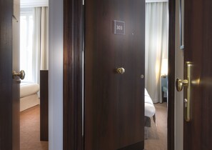 Chambres Communicantes 