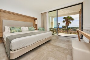 Suite familiar, Terraza, vista al mar (Rooftop) | Espacio para trabajar con laptop, cunas gratuitas y wifi gratis 