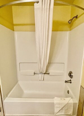 Free toiletries, towels