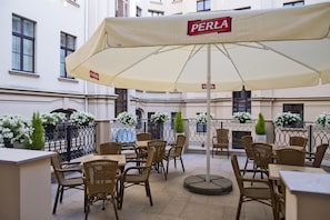 Terassi/patio