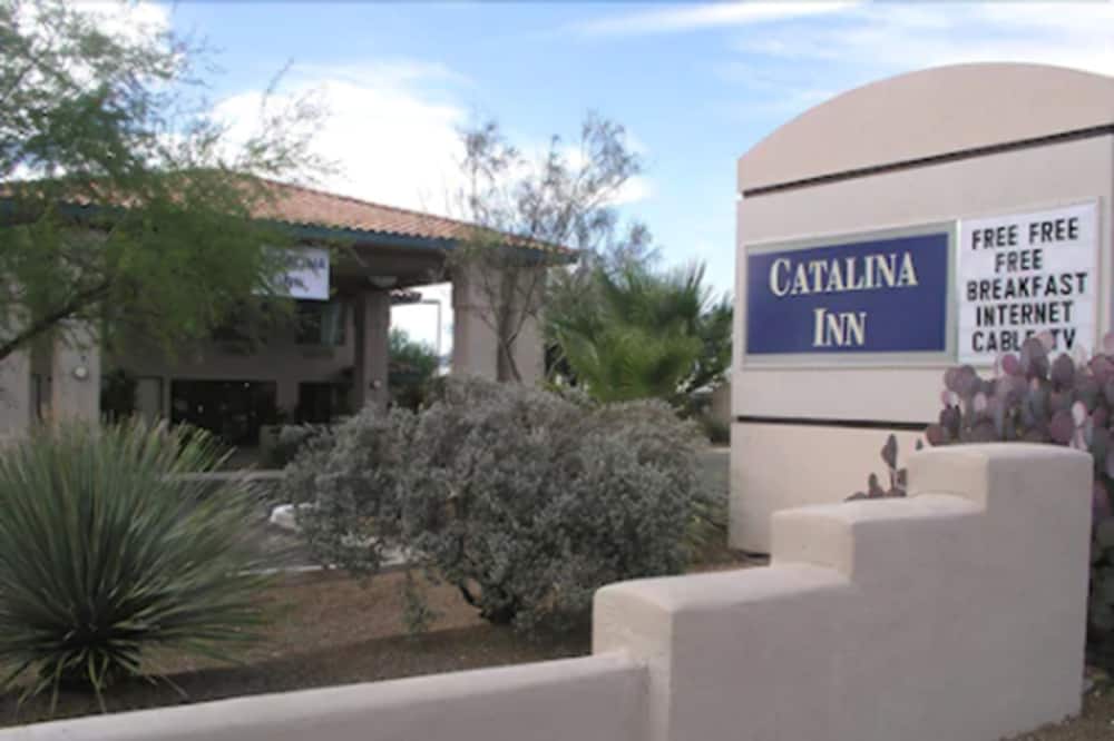 Catalina Inn