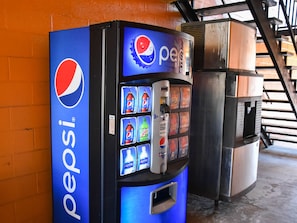 Snack bar