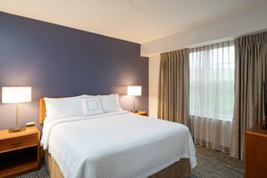 Premium bedding, in-room safe, individually furnished, desk