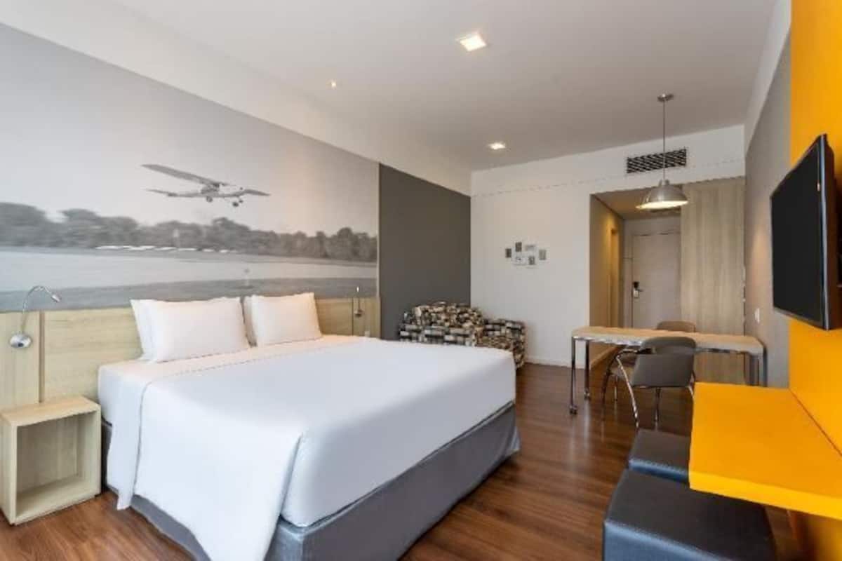 1 chambre, literie de qualité, minibar, coffre-fort