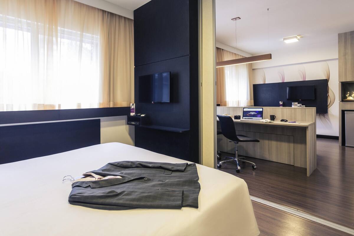 Superior Suite, 1 Queen Bed with Sofa bed | Minibar, in-room safe, desk, laptop workspace