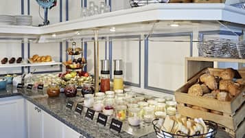 Free daily buffet breakfast