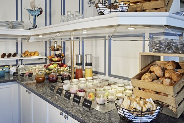 Tägliches inbegriffenes Frühstücksbuffet