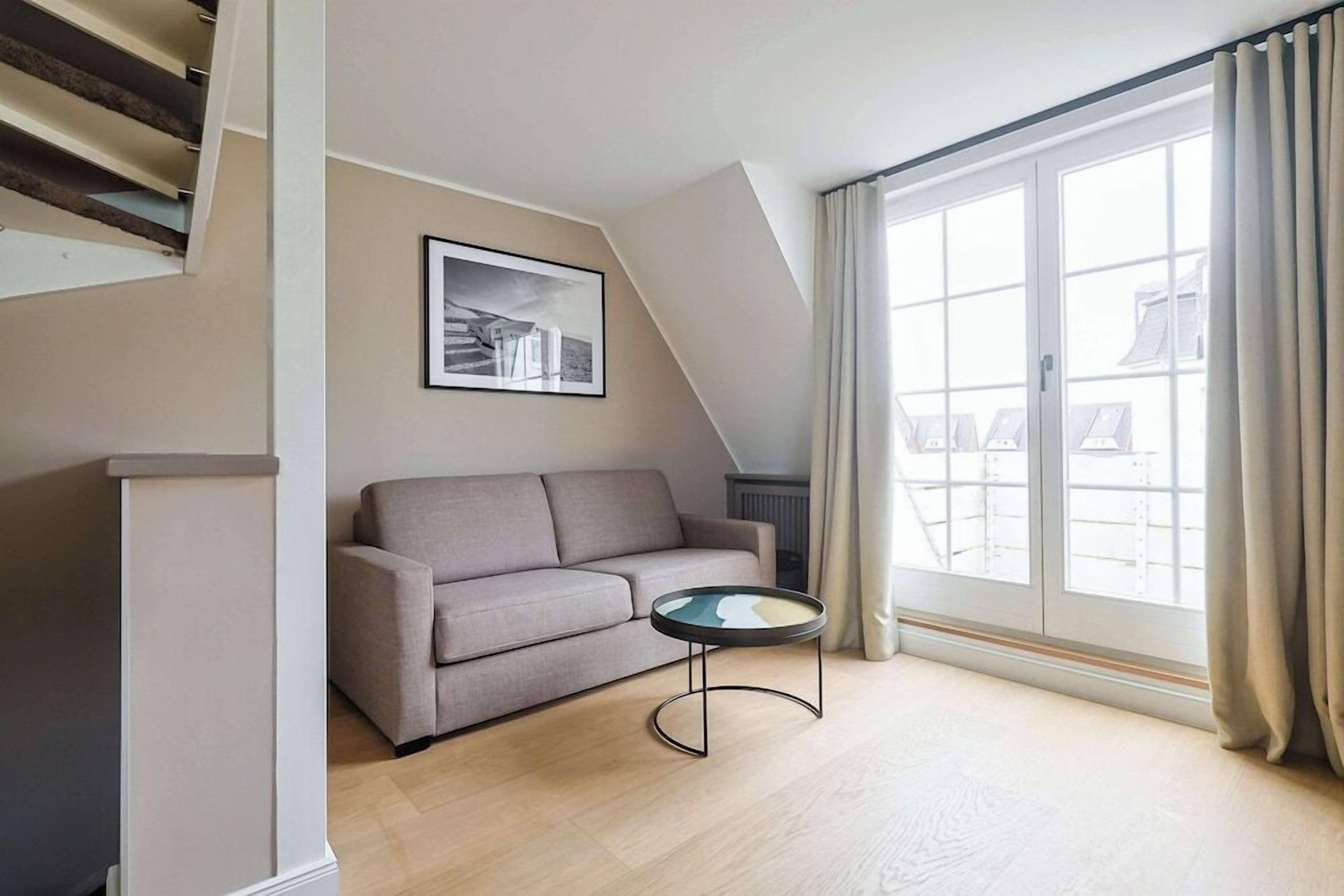 En 40-tommers LCD-TV med digitale kanaler samt TV