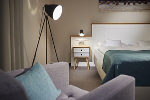 Ropa de cama hipoalergénica y minibar 