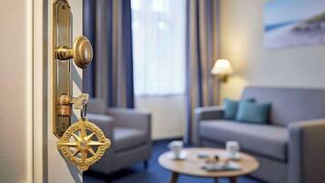 40-inch LCD TV with digital channels, TV