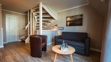 40-inch LCD TV with digital channels, TV