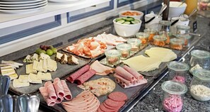 Desayuno buffet incluido todos los días