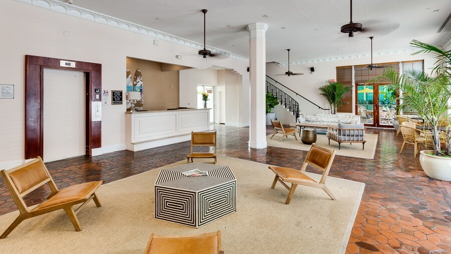 Clinton Hotel South Beach