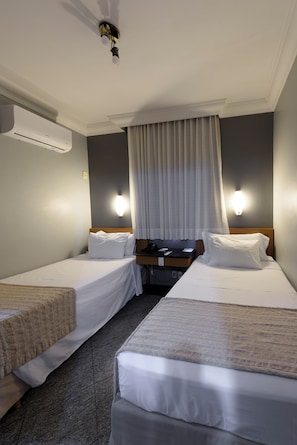 1 bedroom, minibar, in-room safe, desk