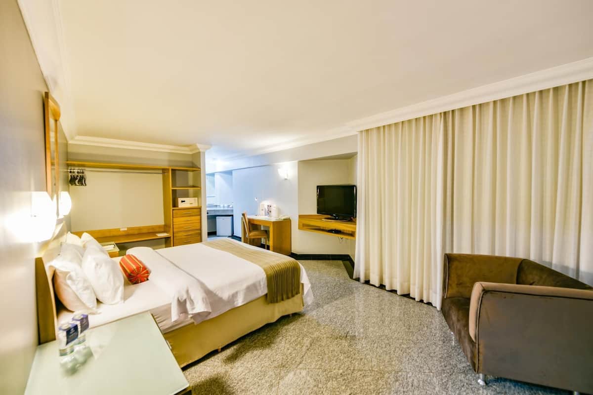 1 bedroom, minibar, in-room safe, desk