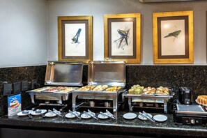 Bao gồm bữa sáng buffet