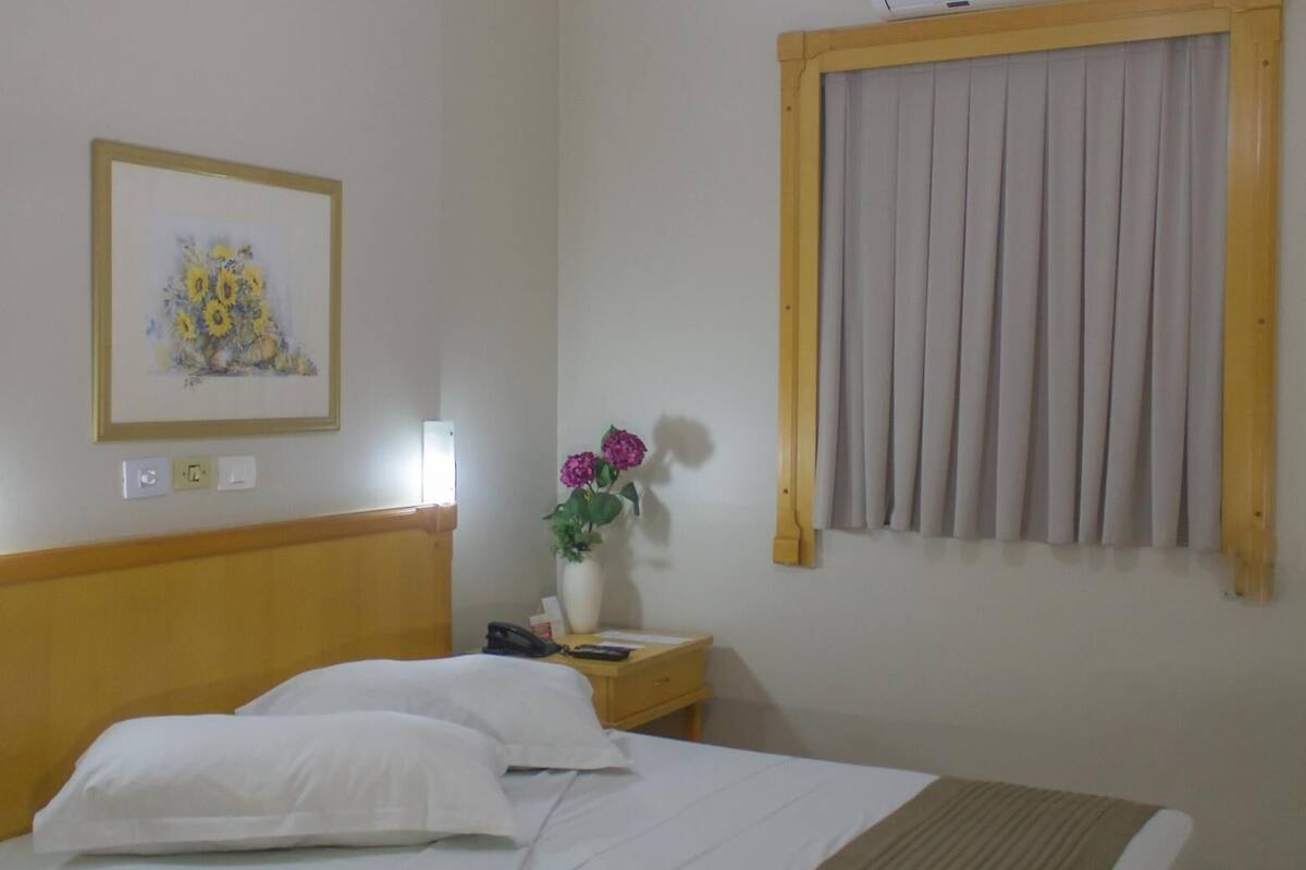 Desk, blackout curtains, free WiFi, bed sheets
