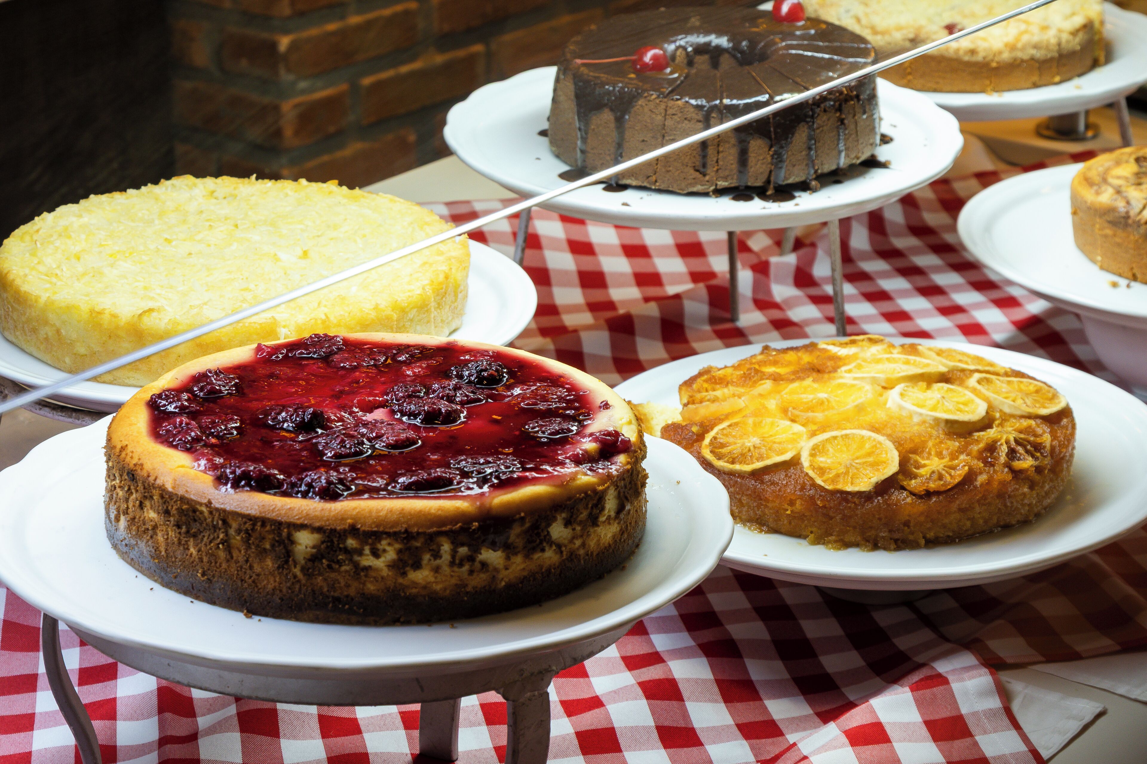 breakfast and lunch served