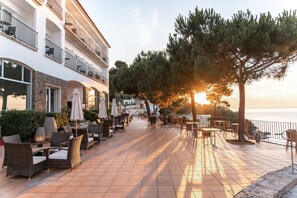 Terrace/patio - Park Hotel San Jorge & Spa by Escampa Hotels (Calonge)