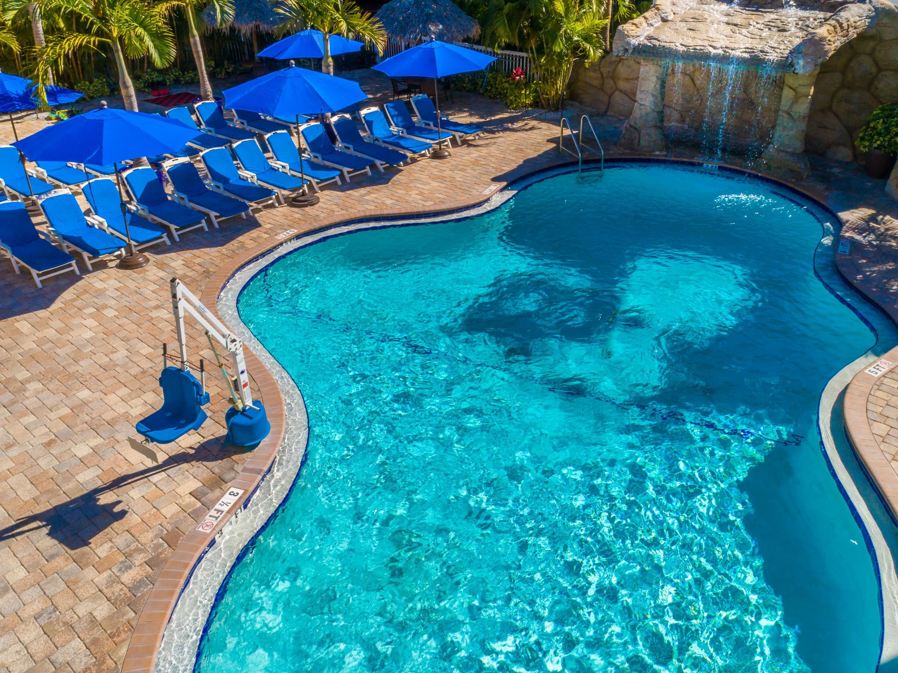 outdoor pool, pool loungers