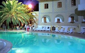 Piscina externa