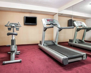 Fitness facility - Red Roof inn Media (Media)