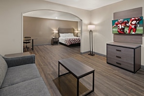 Suite, 1 King Bed with Sofa bed, Non Smoking | Desk, laptop workspace, blackout drapes, free WiFi