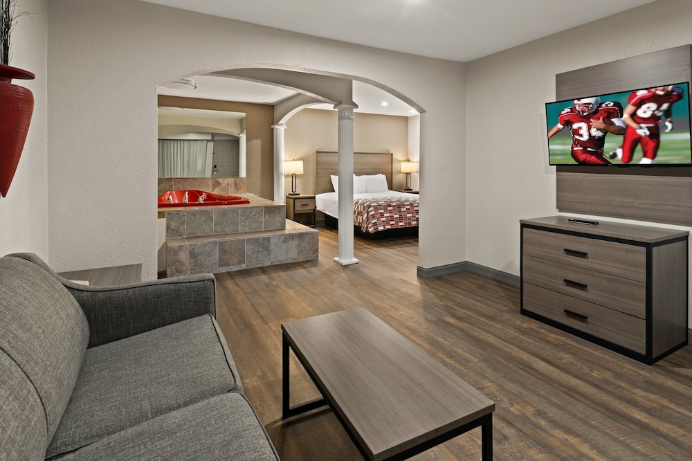 Red Roof Inn & Suites Irving – DFW Airport South