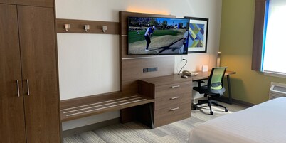 Holiday Inn Express & Suites Atlanta - Tucker Northlake by IHG