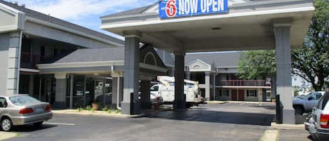 Entrada de la propiedad